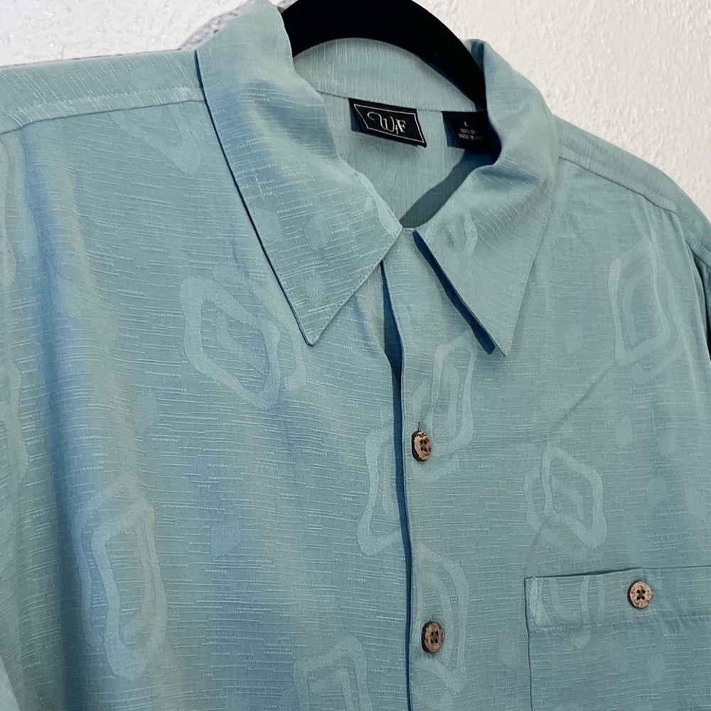 WtF Shirt Mens L Silk Hawaiian Wood Button Up Green Embossed Print - Picture 3 of 6